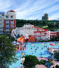 lunaparkpool.jpg